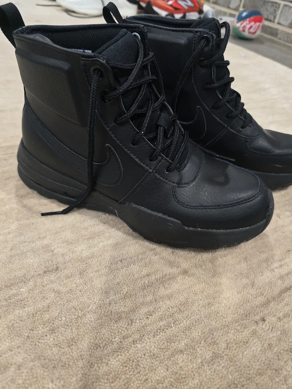 Nike Black Men's High-Top Lace-Up Boots